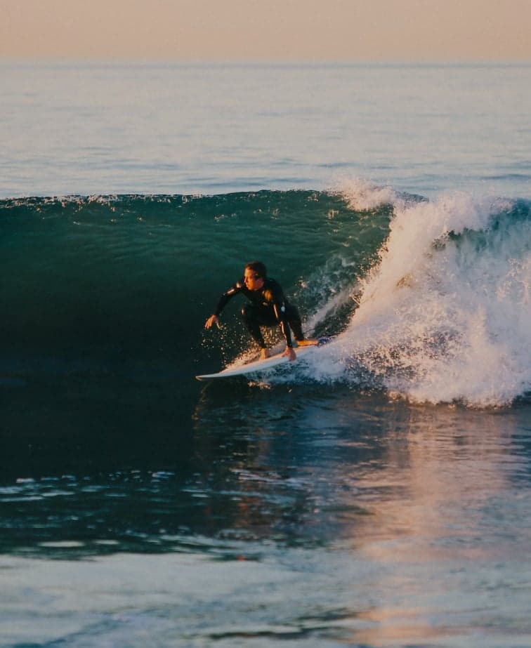 Surf breaks and white-sand bays